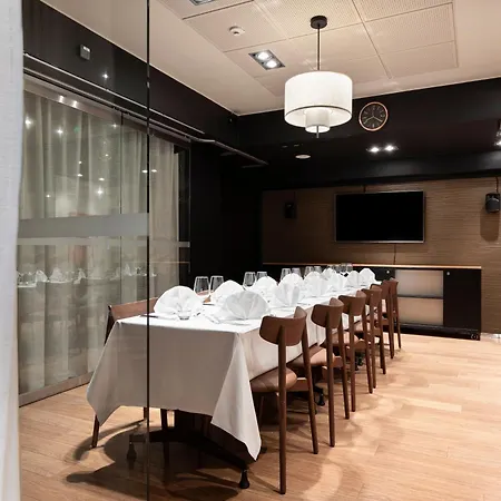 Original Sokos Tapiola Garden 4* אספו