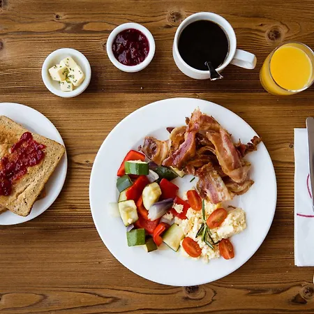 Original Sokos Tapiola Garden 4* אספו